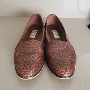 Weaves loafers